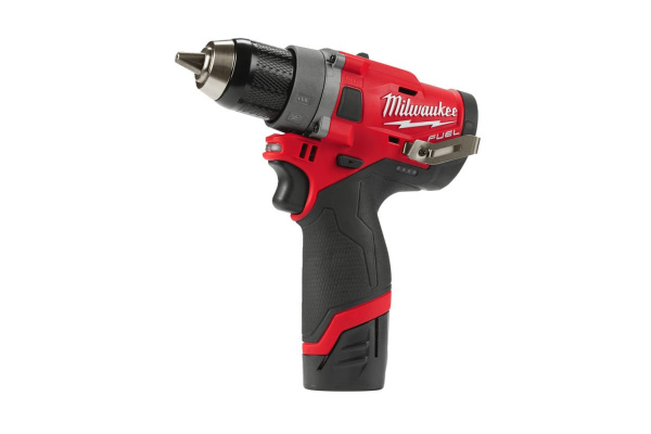 Дрель-шуруповерт аккумуляторная Milwaukee M12 FDD-202X FUEL
