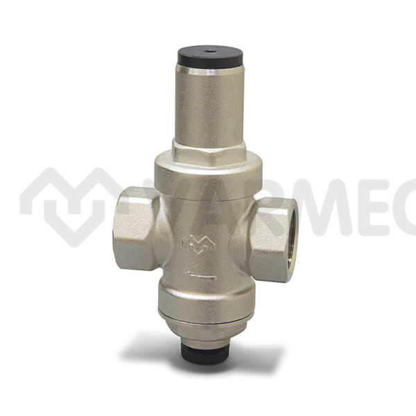 Редуктор давления 1/2" ВВ (с отверстием под радиальный манометр) VARMEGA