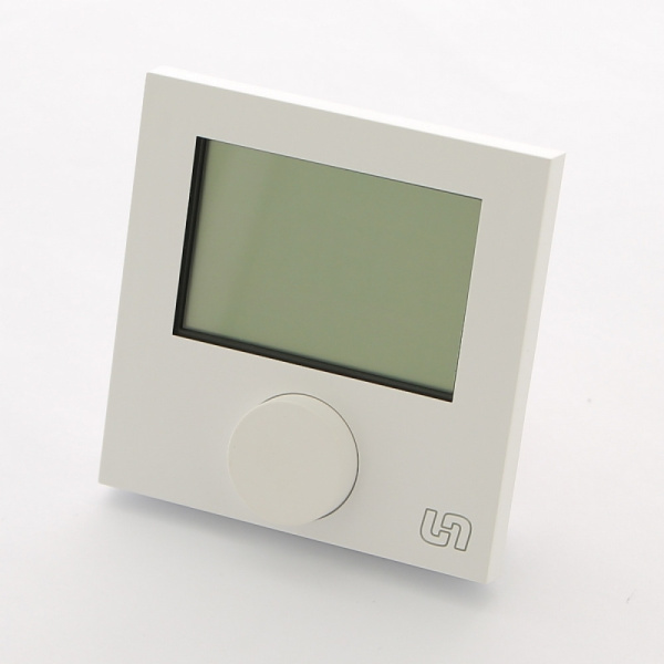 Радиотермостат комнатный электронный с дисплеем и выносным датчиком UNI-FITT