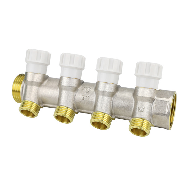 Коллектор НВ 1"x3/4" ЕК (с вентилями, м/ц 40мм, никел.) 4 выхода VARMEGA