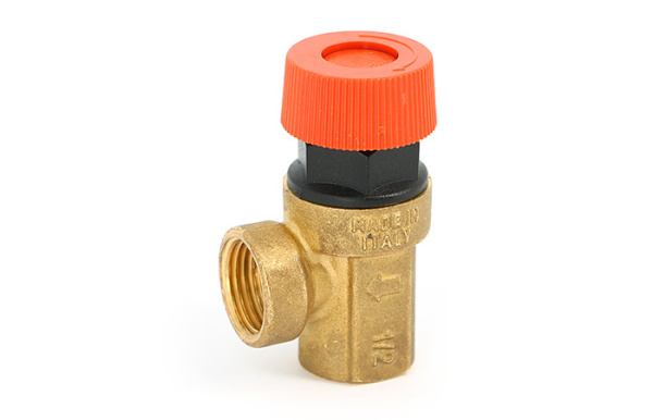 Клапан предохранительный 3 бар ВВ 1/2" UNI-FITT