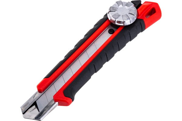 Нож для картона 18 мм Milwaukee