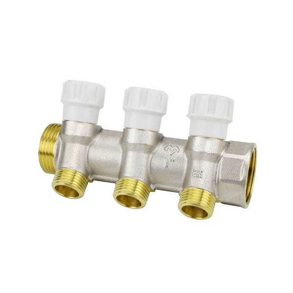 Коллектор НВ 1"x1/2" (с вентилями, м/ц 40мм, никел.) 3 выхода VARMEGA